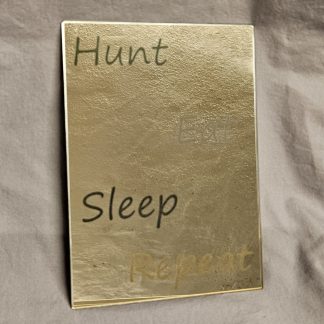 Spegel "Hunt Eat Sleep Repeat"